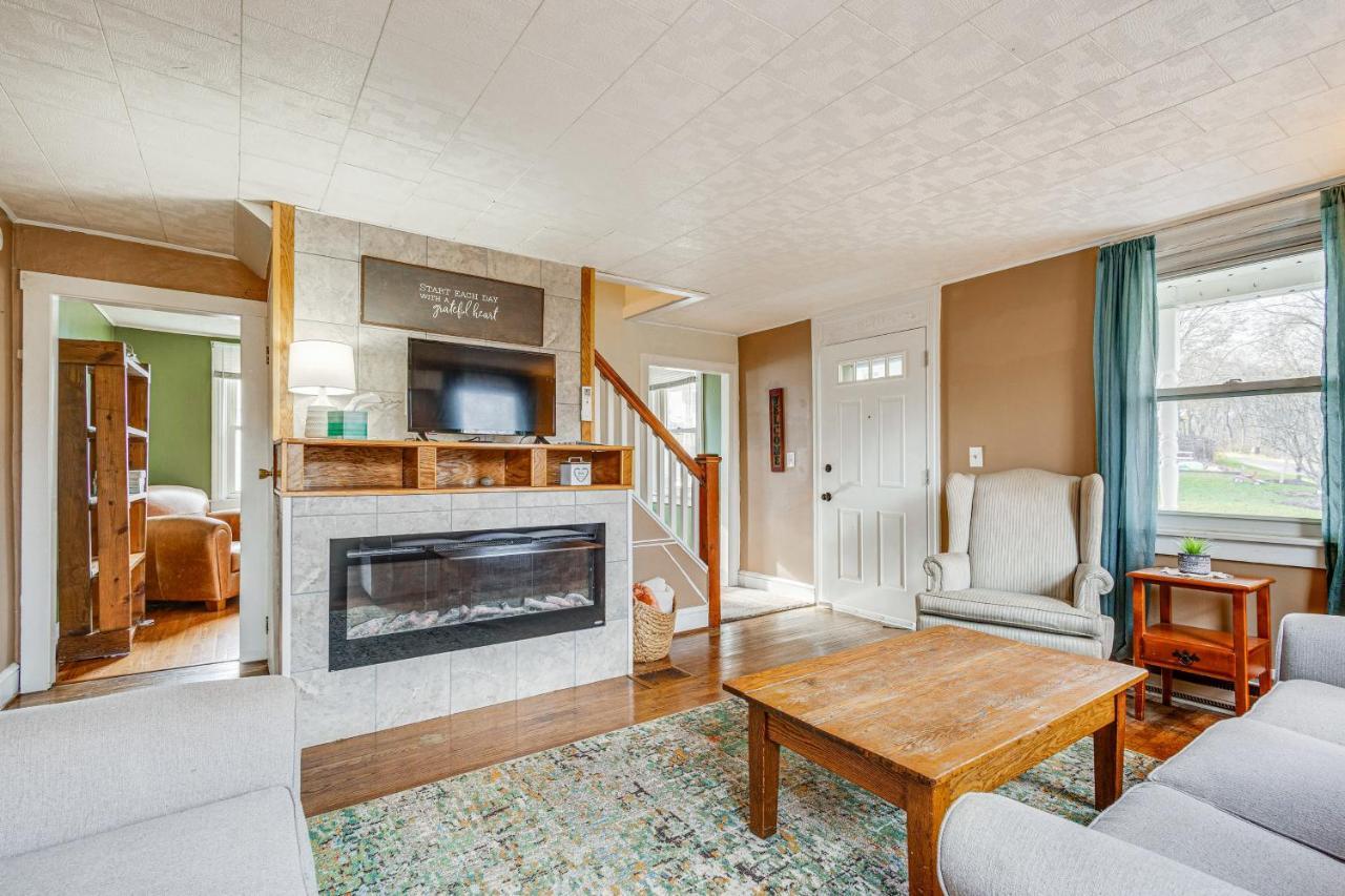 Holiday home Quiet Port Royal With Deck, Near Juniata River! Mifflintown