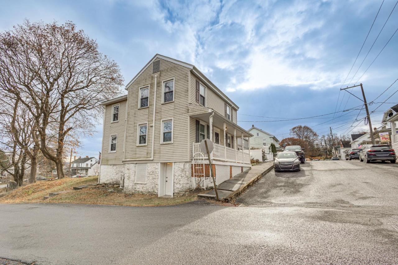 Holiday home Quiet Port Royal With Deck, Near Juniata River! Mifflintown