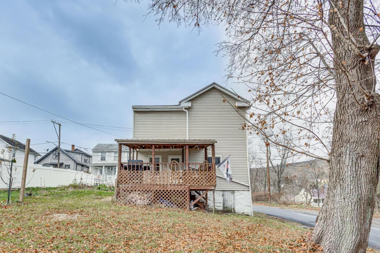 Quiet Port Royal With Deck, Near Juniata River! Holiday home